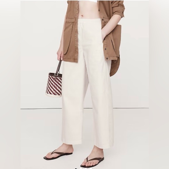 Banana Republic Pants - Banana Republic Cream Wide-Leg Pants